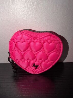 Lug Heart Coin Pouch NWOT Magenta